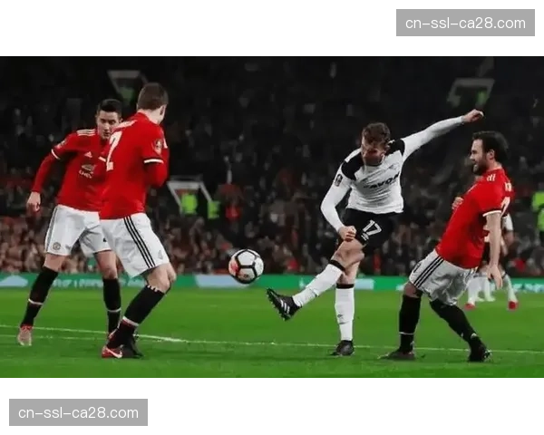 实时数据：兰斯对阵里尔上半场，客队成功拦截反击次数领先